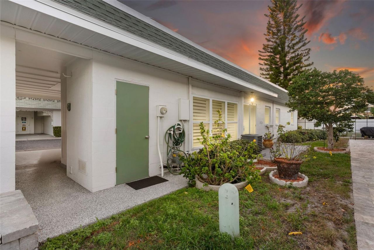 7861 38th Terrace N, Saint Petersburg, FL 33709 Photo