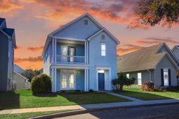 113 Amaranth Avenue photo 4