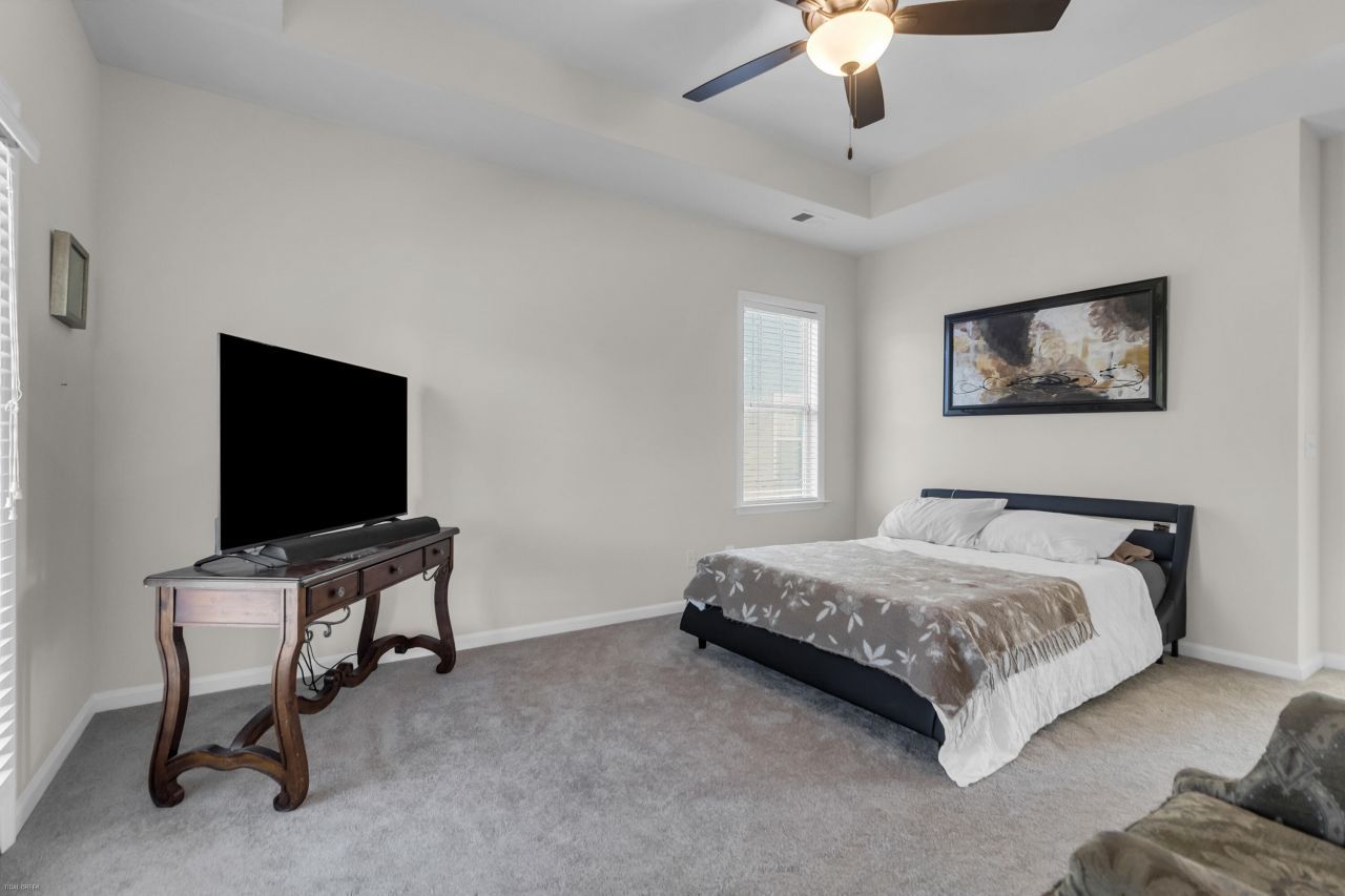 113 Amaranth Avenue Photo 27