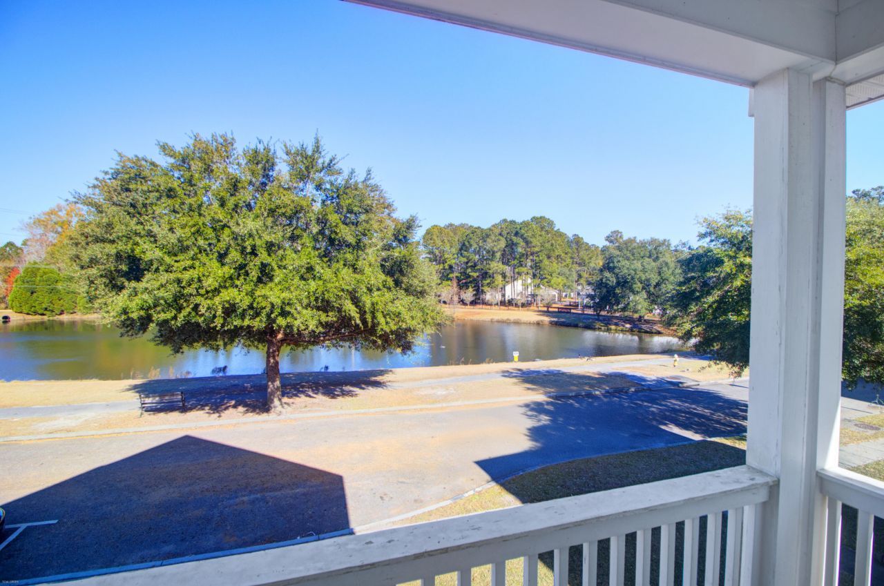 113 Amaranth Avenue Photo 32