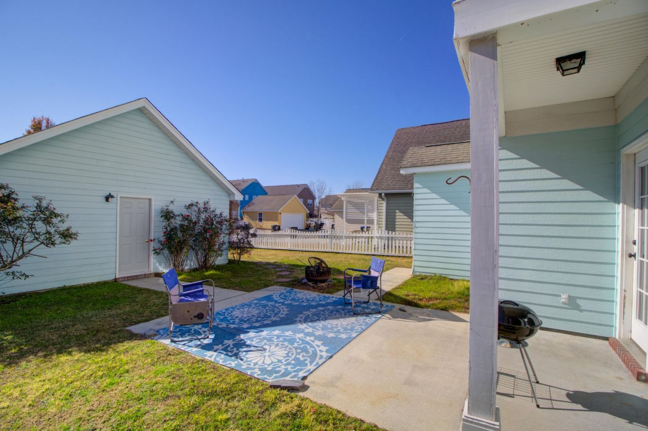 113 Amaranth Avenue Photo 39