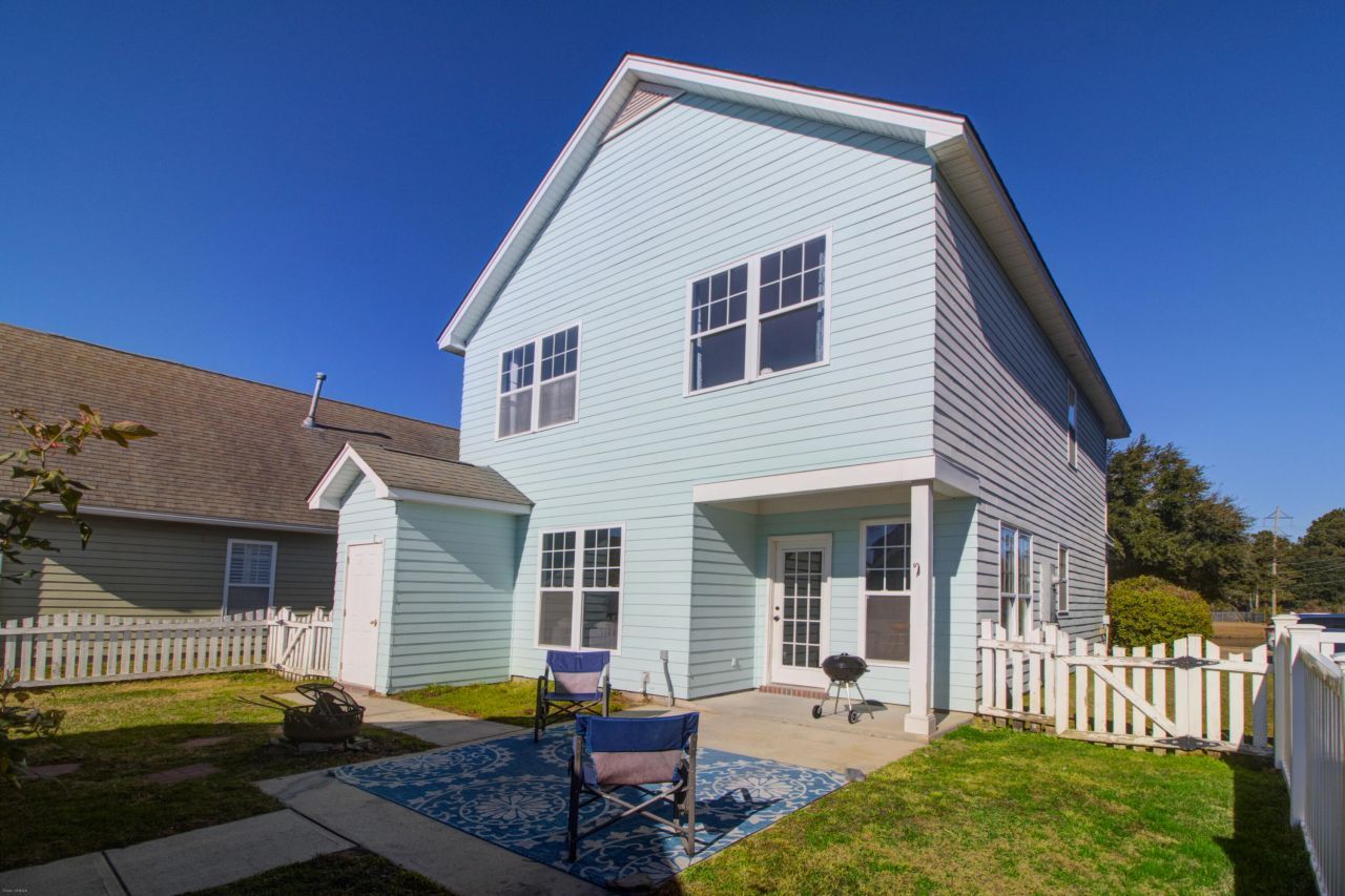 113 Amaranth Avenue Photo 40