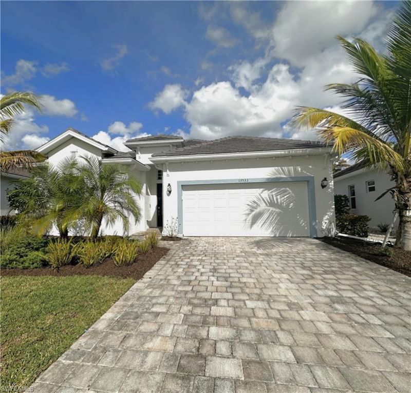 13533 Blue Bay Cir, Fort Myers, FL 33913 Photo