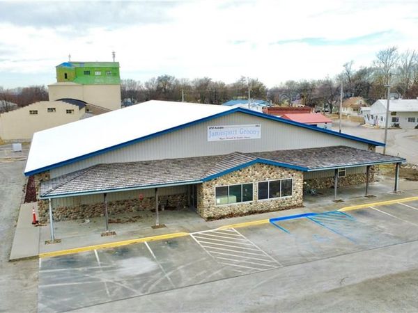 302 S Broadway Street, Jamesport, MO 64648