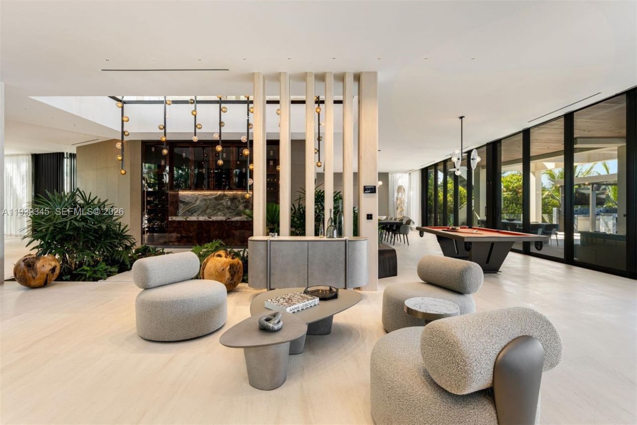 1413 N Venetian Way, Miami, FL 33139 Photo