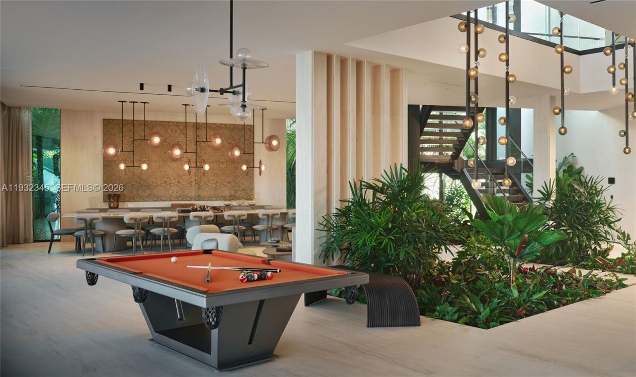 1413 N Venetian Way , Miami, FL 33139 Photo