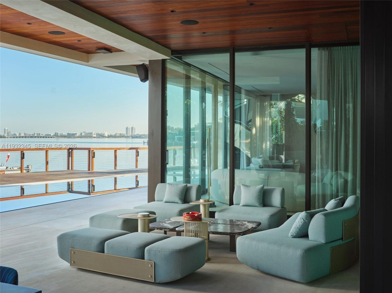 1413 N Venetian Way , Miami, FL 33139 Photo