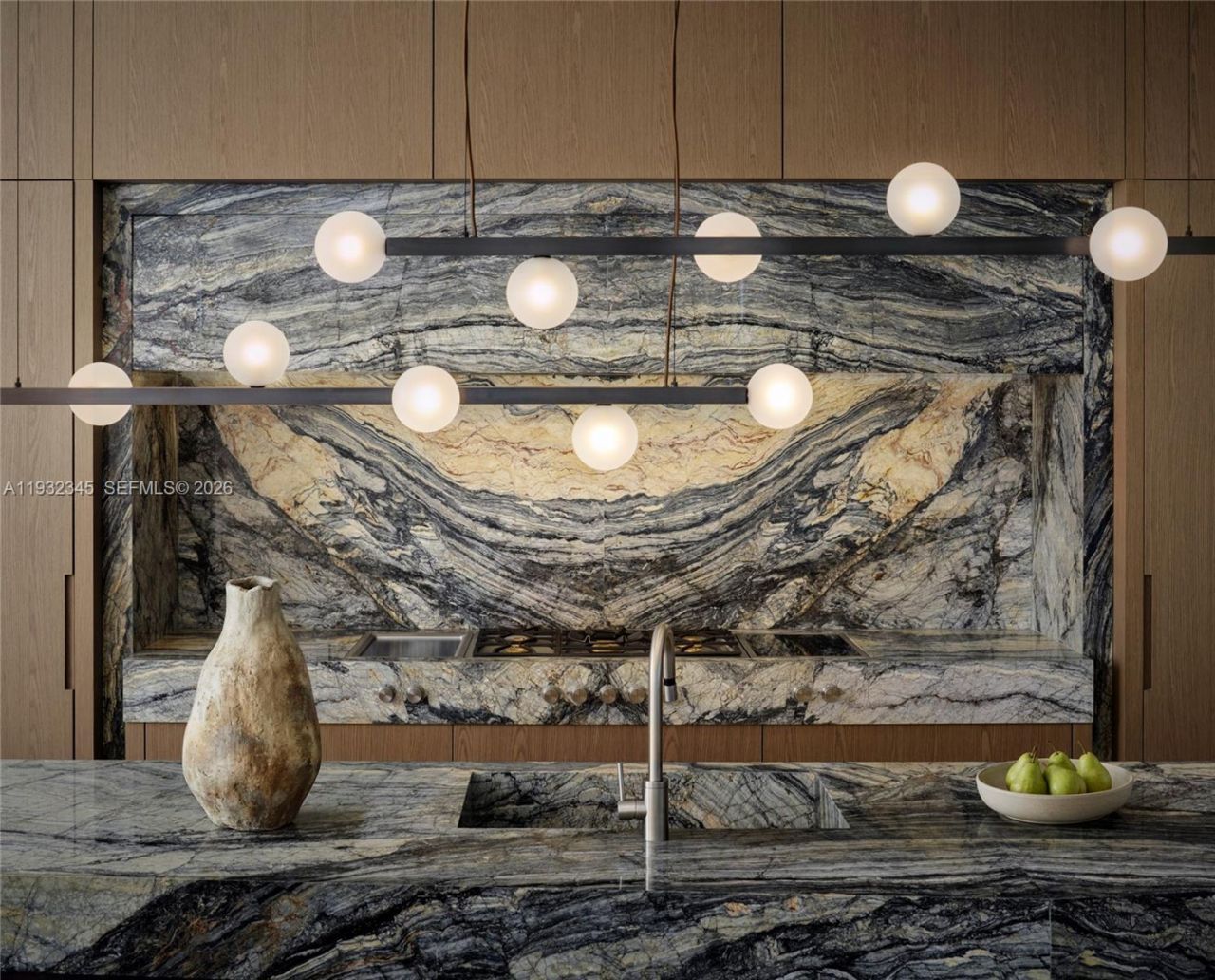 1413 N Venetian Way, Miami, FL 33139 Photo