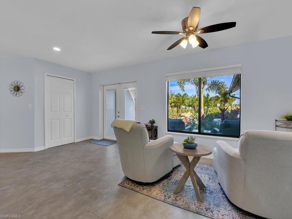 800 El Dorado Pkwy W, Cape Coral, FL 33914 Photo