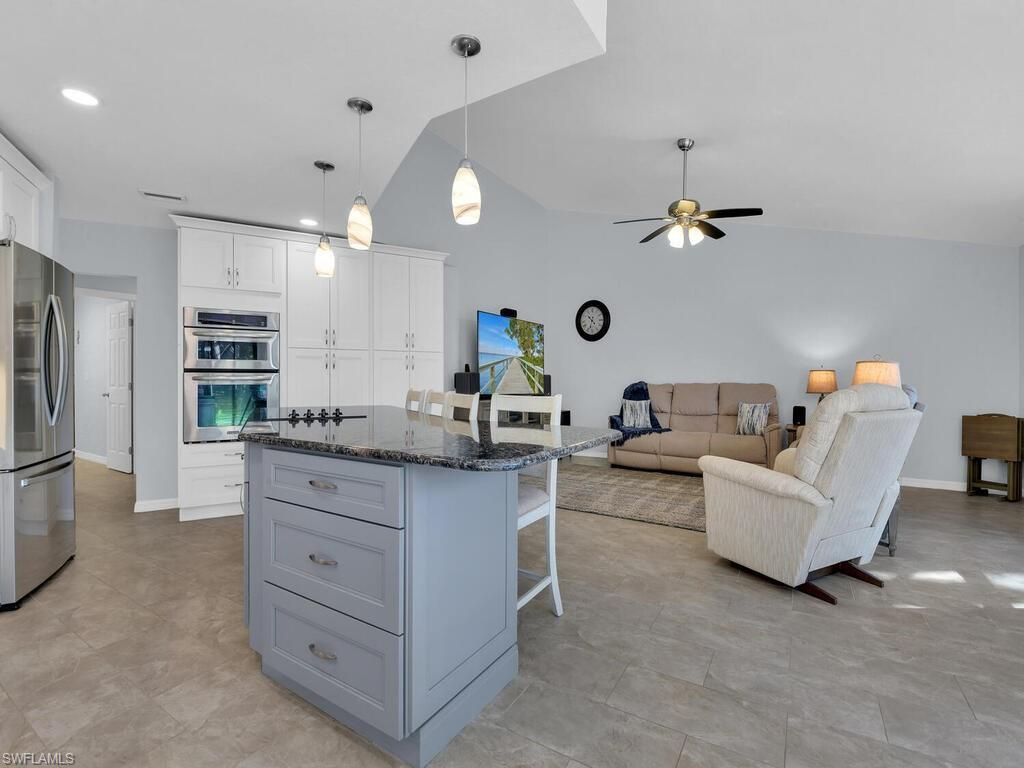 800 El Dorado Pkwy W, Cape Coral, FL 33914 Photo