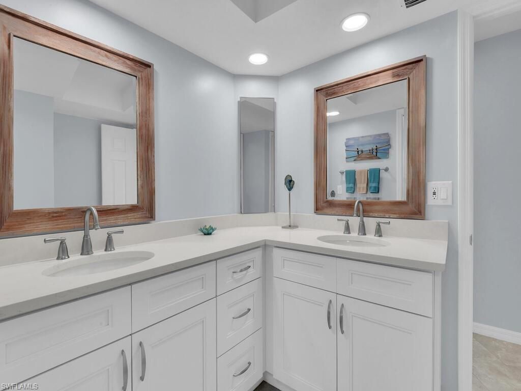 800 El Dorado Pkwy W, Cape Coral, FL 33914 Photo