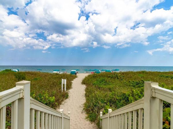 4001 N Ocean Boulevard, Unit Ph3, Boca Raton, FL 33431