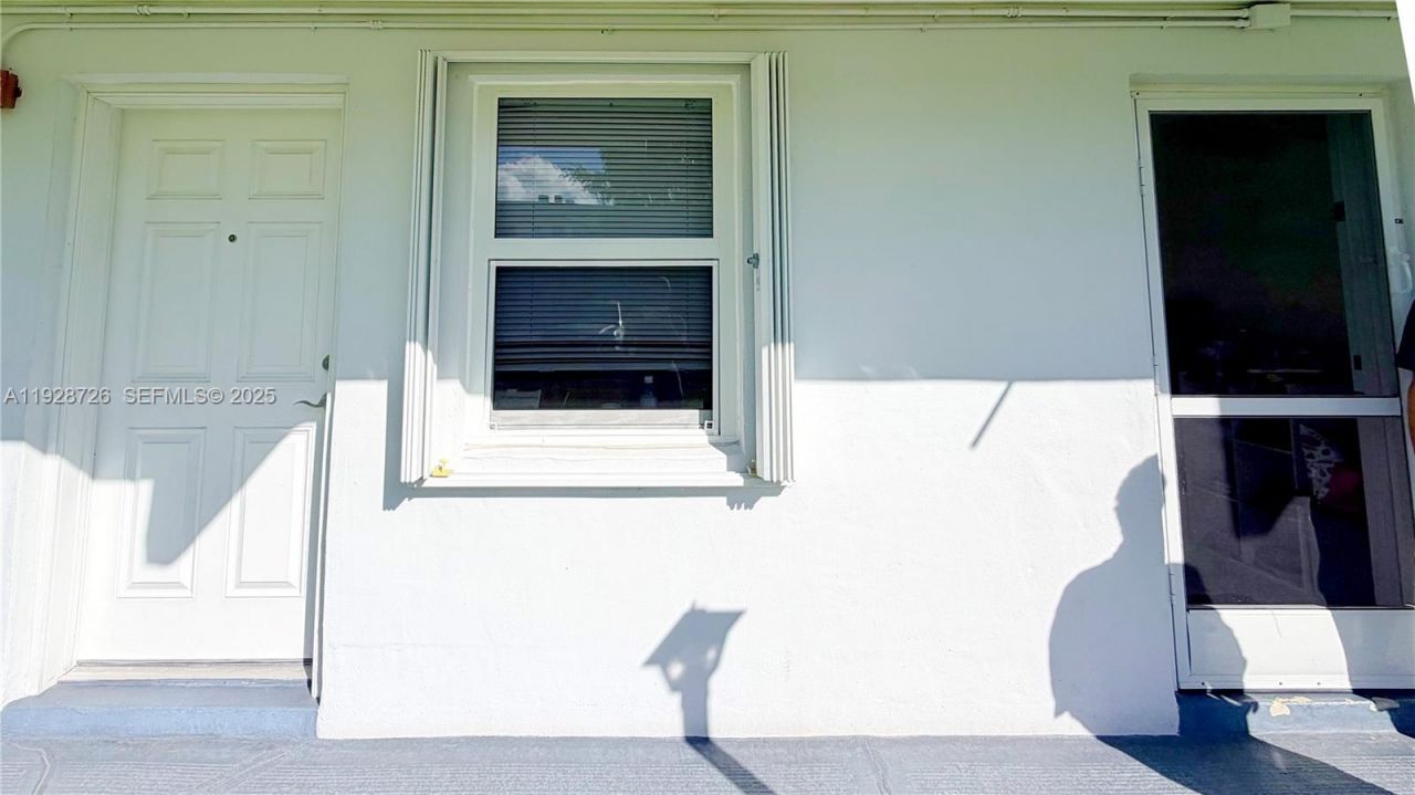 1101 NE 191st St , Unit H108, Miami, FL 33179 Photo