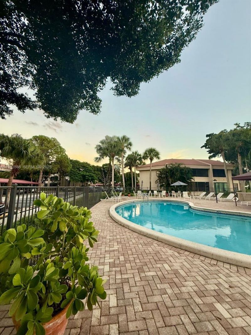7472 La Paz Blvd , Unit 301, Boca Raton, FL 33433 Photo