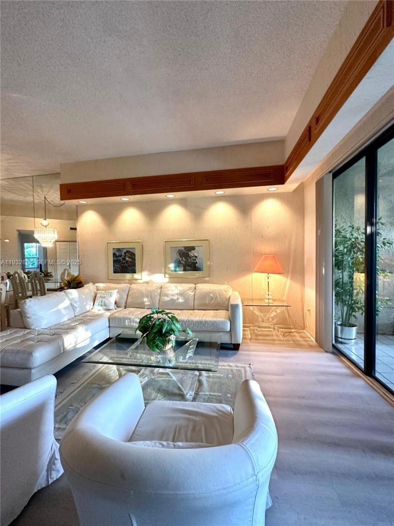 7472 La Paz Blvd , Unit 301, Boca Raton, FL 33433 Photo