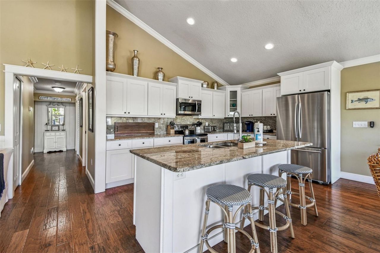 612 Fern Street, Anna Maria, FL 34216 Photo