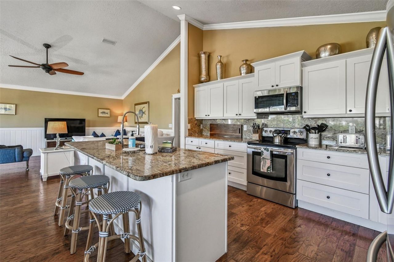 612 Fern Street, Anna Maria, FL 34216 Photo