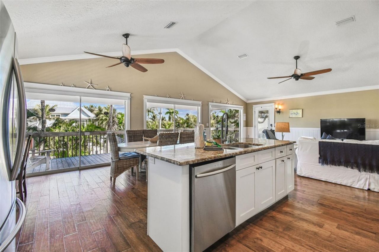 612 Fern Street, Anna Maria, FL 34216 Photo