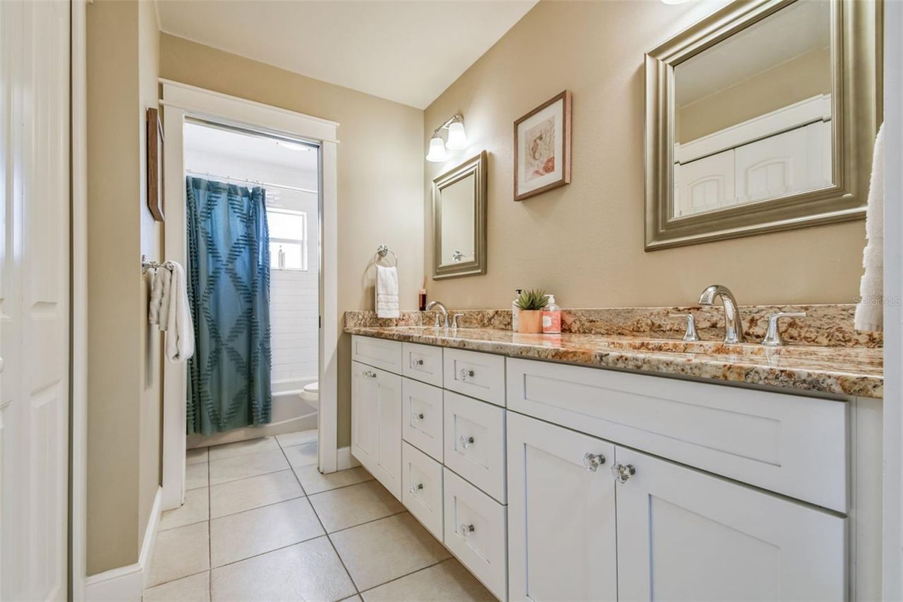 612 Fern Street, Anna Maria, FL 34216 Photo