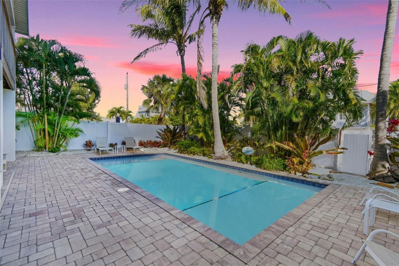 612 Fern Street, Anna Maria, FL 34216 Photo