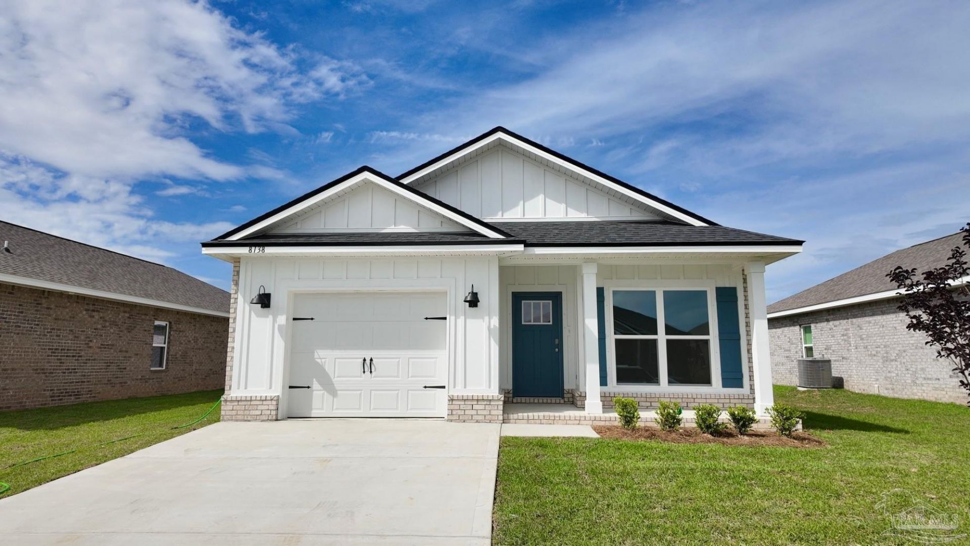 8138 Fox Hunt Dr, Milton, FL 32583 Main Photo