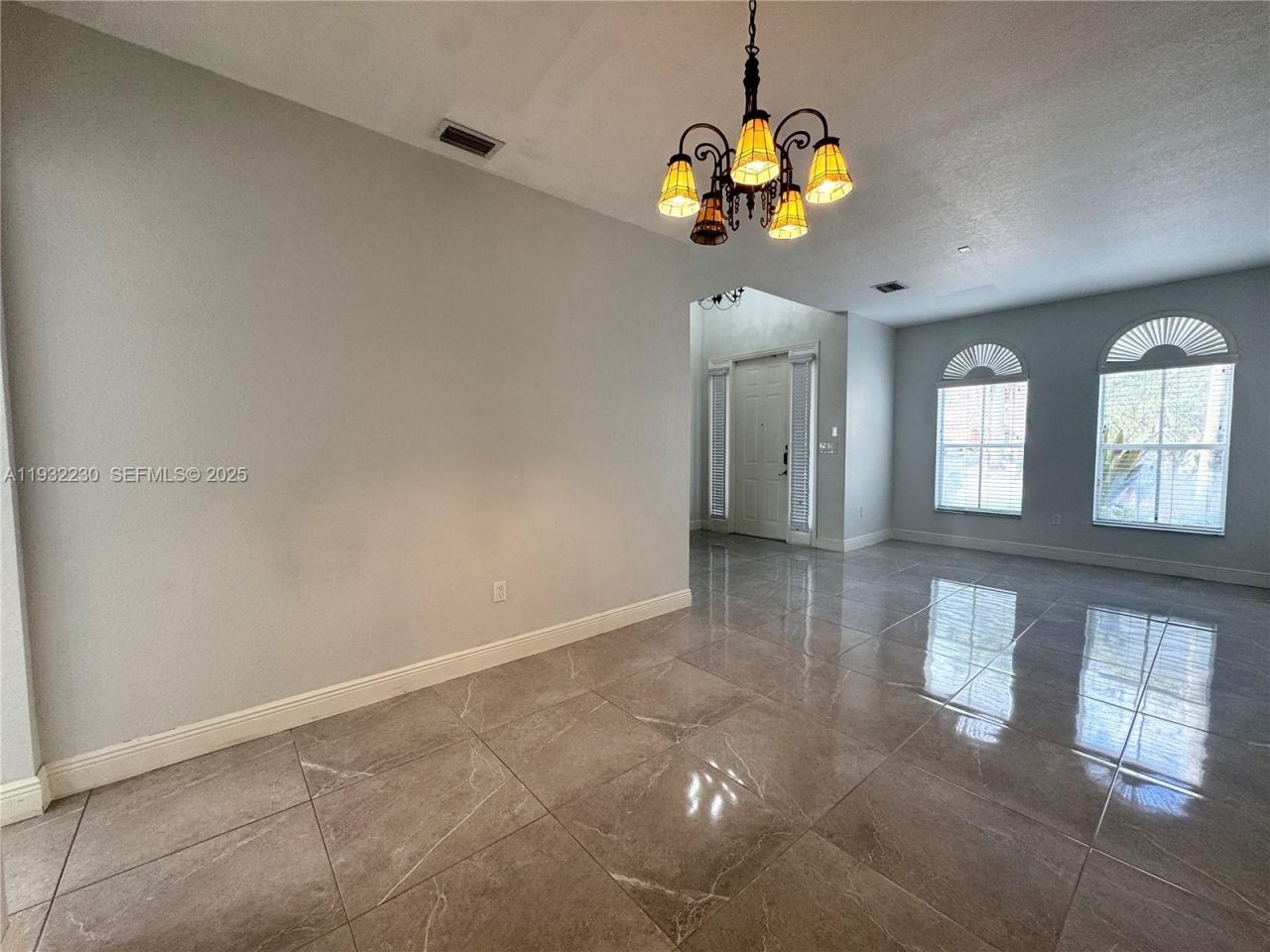 12283 SW 123rd Psge, Miami, FL 33186 Photo