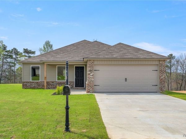 13891 Sir Lancelot Dr, Tuscaloosa, AL 35405