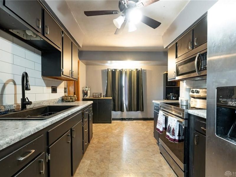 434 E Cottage Avenue, Dayton, OH 45449 Photo 10