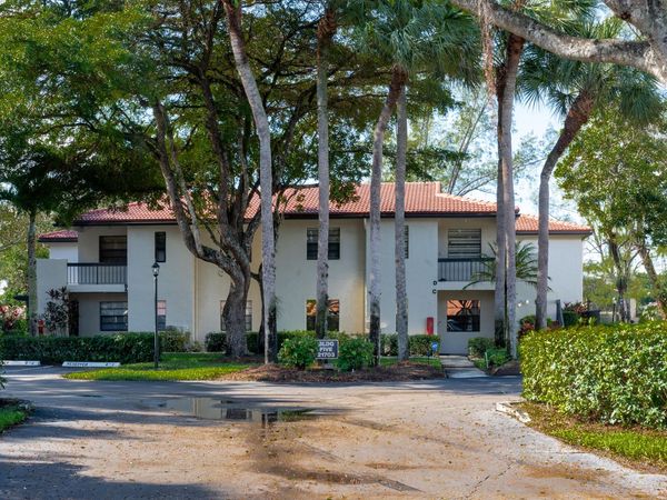 21703 Tall Palm Circle, Unit 5-D, Boca Raton, FL 33433