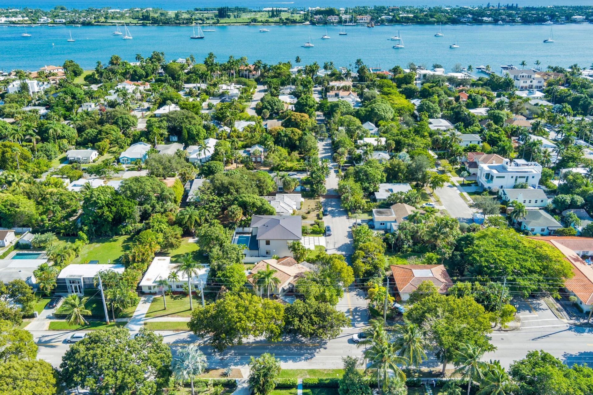 383 31st Court, West Palm Beach, FL 33407 Photo