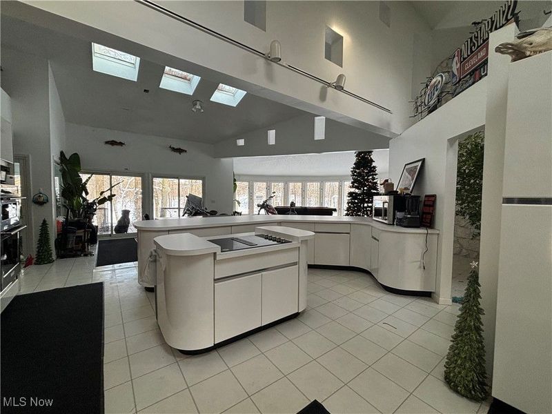 10765 Bell Road, Newbury, OH 44065 Photo 2