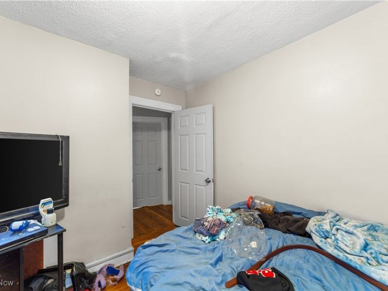 12712 Lenacrave Avenue, Cleveland, OH 44105 Photo 12