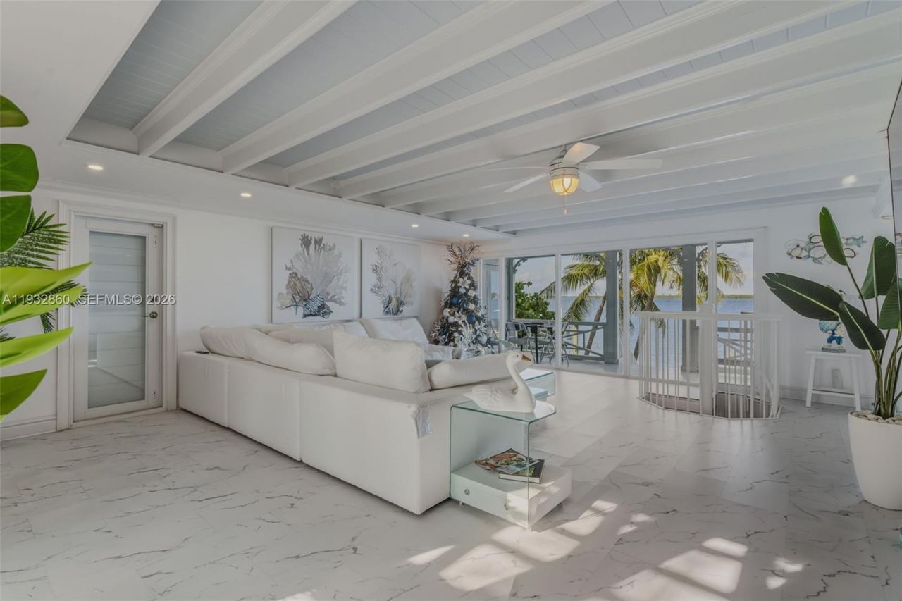 16 North Dr, Key Largo, FL 33037 Photo