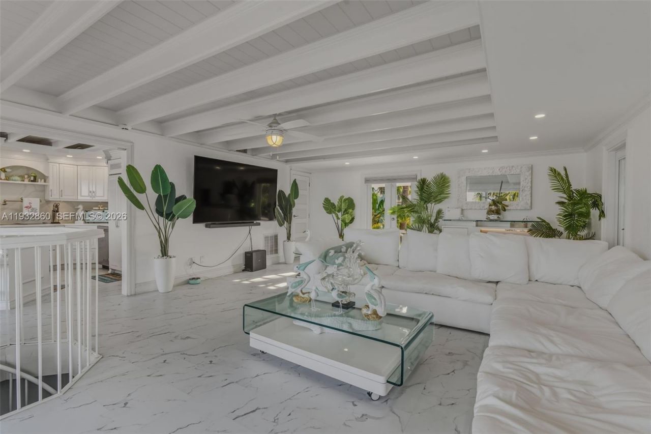 16 North Dr, Key Largo, FL 33037 Photo