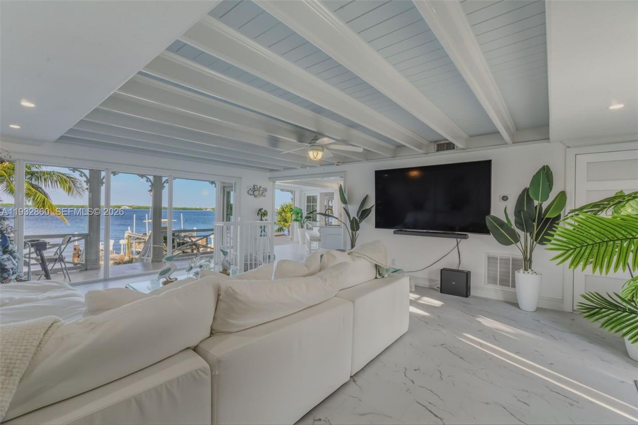 16 North Dr, Key Largo, FL 33037 Photo