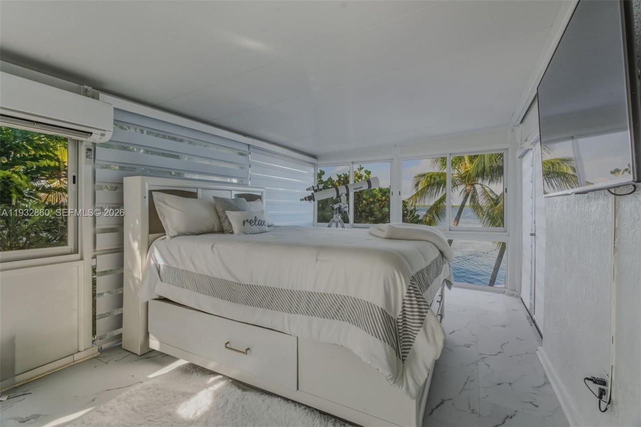 16 North Dr, Key Largo, FL 33037 Photo