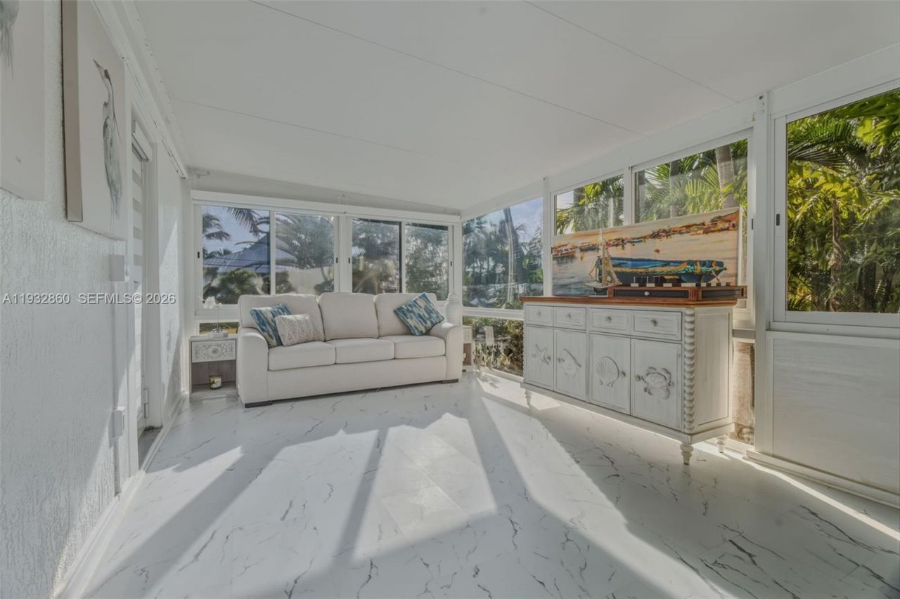 16 North Dr, Key Largo, FL 33037 Photo