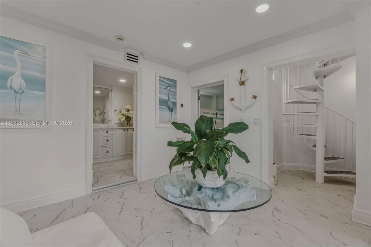 16 North Dr, Key Largo, FL 33037 Photo