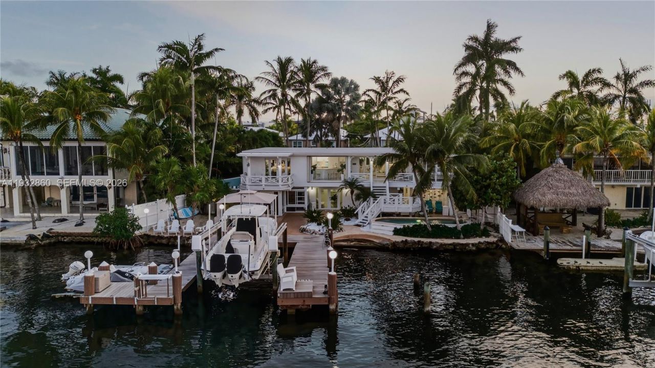 16 North Dr, Key Largo, FL 33037 Photo