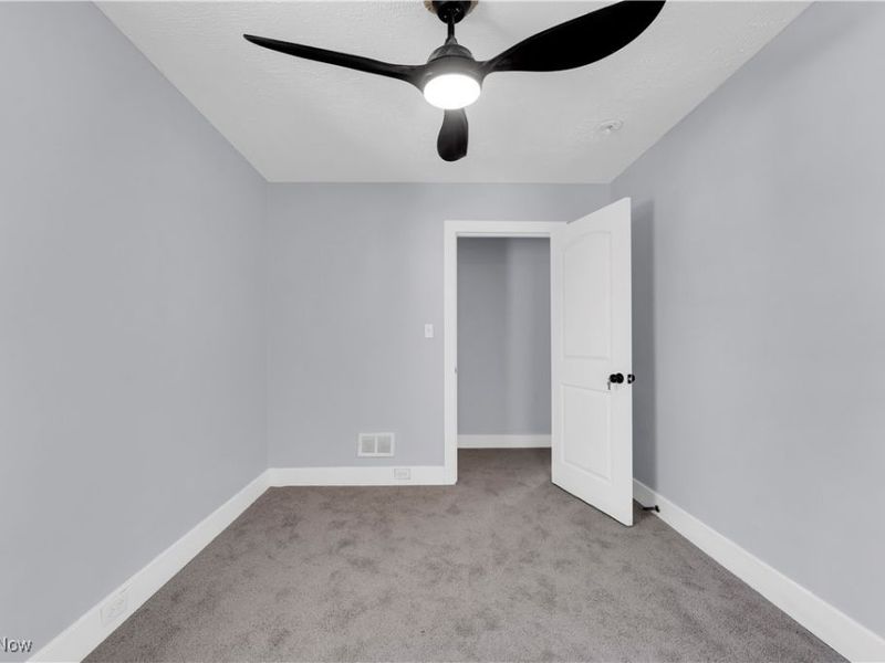 337 Lucas Street, Barberton, OH 44203 Photo 22