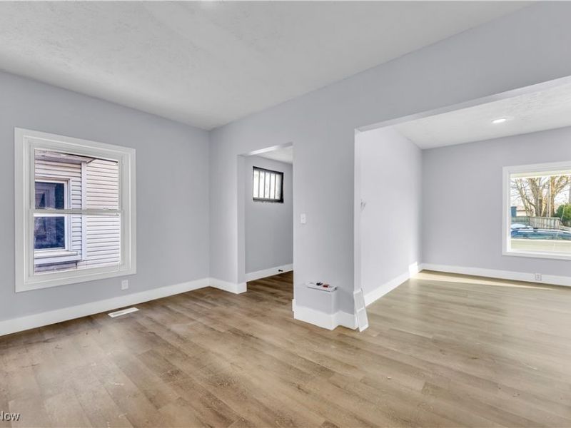 337 Lucas Street, Barberton, OH 44203 Photo 6