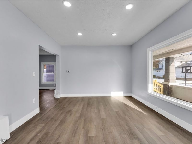 337 Lucas Street, Barberton, OH 44203 Photo 8