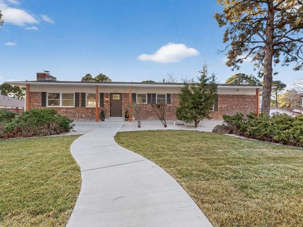 4713 Huntington Drive NE, Albuquerque, NM 87111