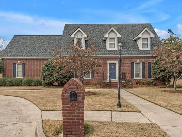 1700 Creek Bend Circle, Huntsville, AL 35802