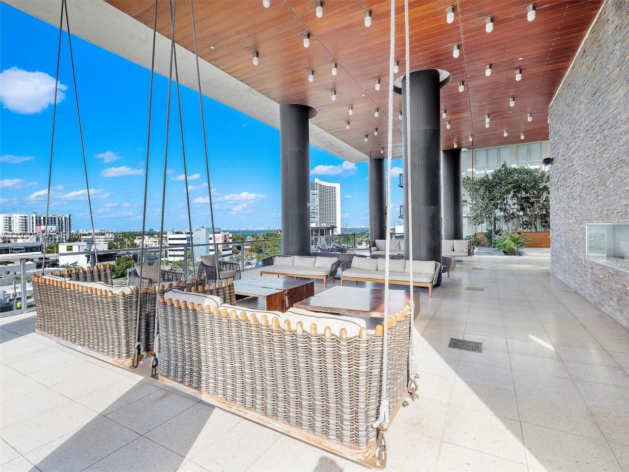 3470 E Coast Ave, Unit H1605, Miami, FL 33137 Photo
