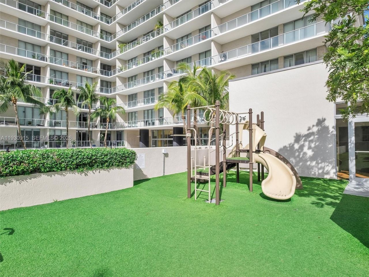 3470 E Coast Ave, Unit H1605, Miami, FL 33137 Photo