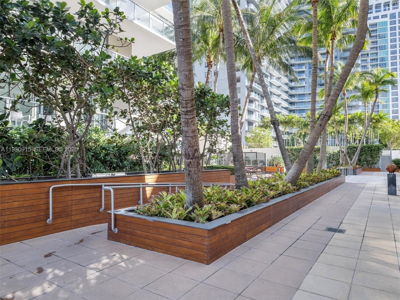 3470 E Coast Ave, Unit H1605, Miami, FL 33137 Photo