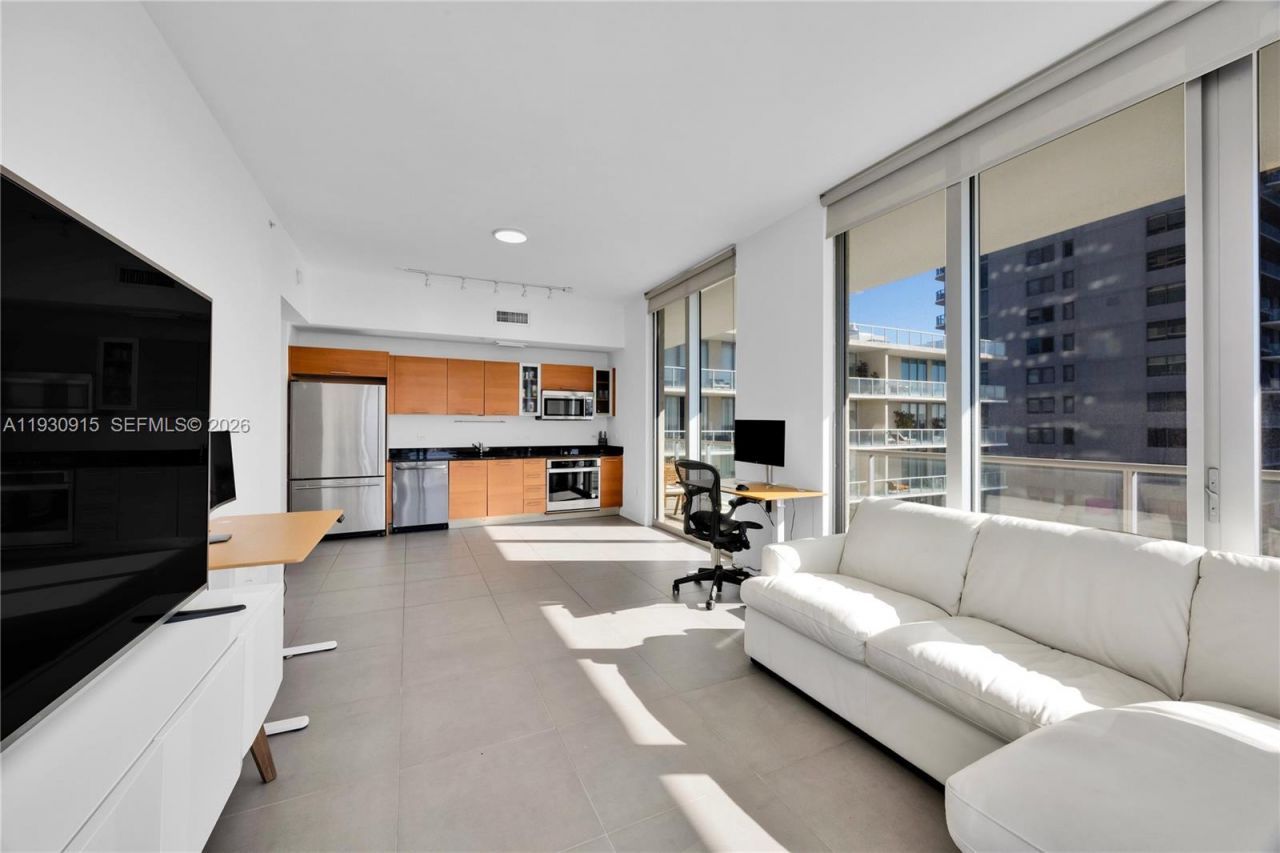 3470 E Coast Ave, Unit H1605, Miami, FL 33137 Photo