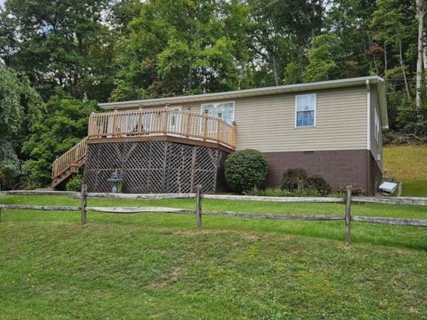 120 Horizon Lane, LESTER, WV 25865