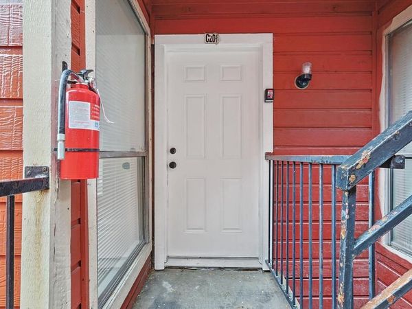 9805 Walnut Street, Unit 201, Dallas, TX 75243